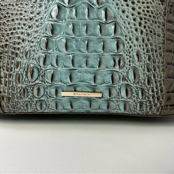 Women’s **Hard to Find** Brahmin Abigail Elegant Crocodile Embossed Large Tote - Picture 5 of 14